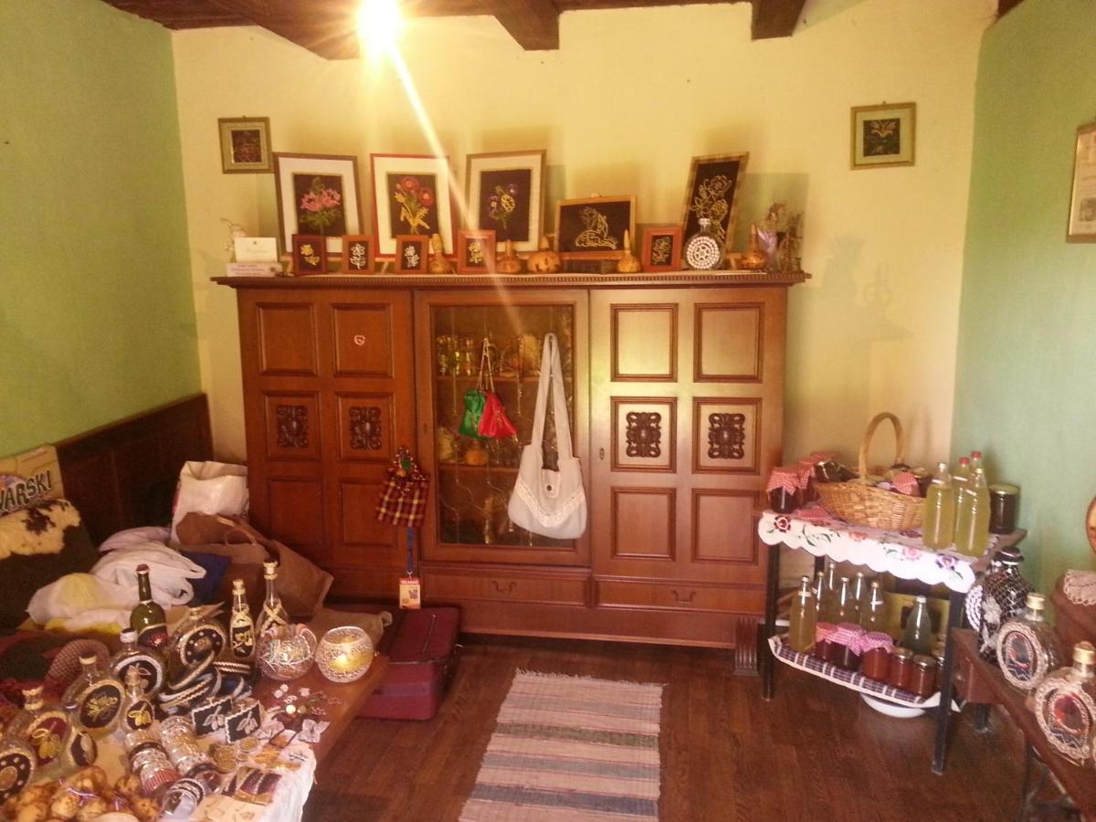 Bed and Breakfast Snasini Kucari Gradiste Экстерьер фото